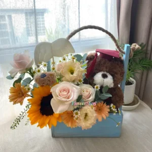 giỏ hoa tươi gấu bông tốt nghiệp mịn xinh tươi