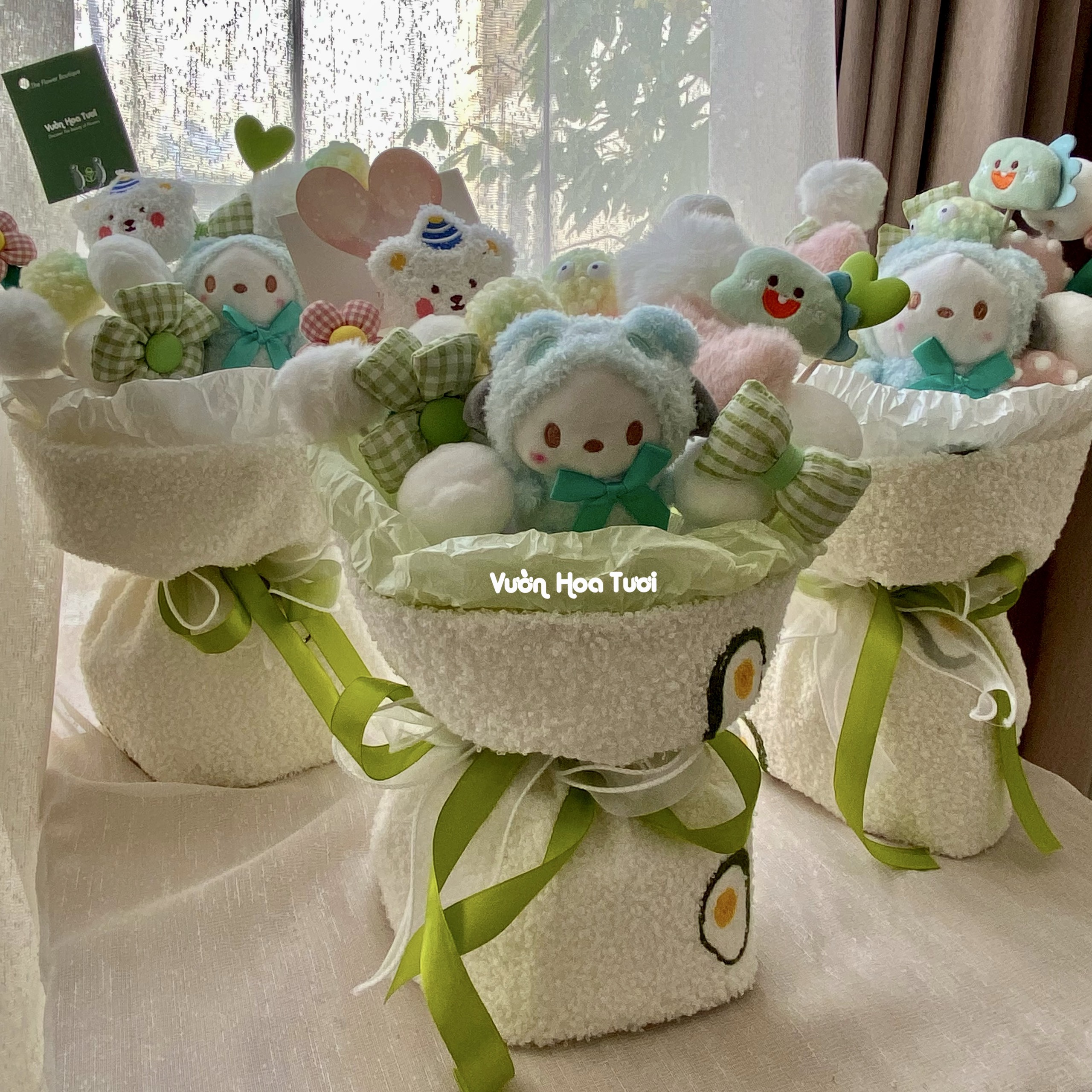 Bó hoa gấu bông xanh bơ xinh xắn